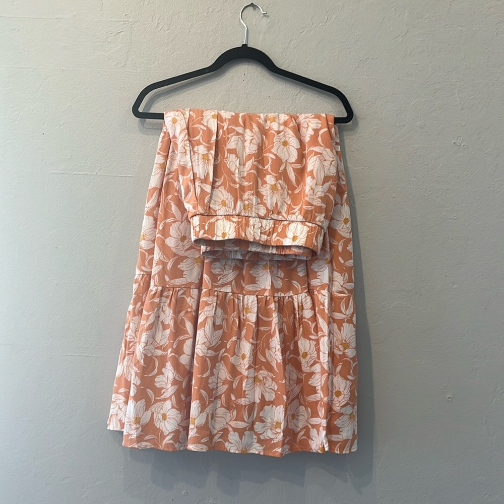 Plus size light orange floral Torrid maxi skirt